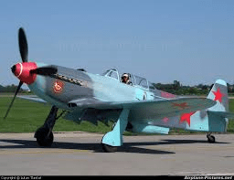 Yak 9 fighter
